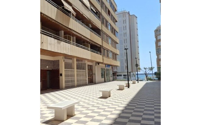 Apartment - Resale - Torrevieja - Acequion