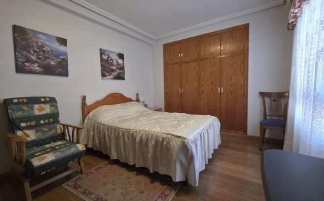 Apartment - Resale - Torrevieja - Acequion