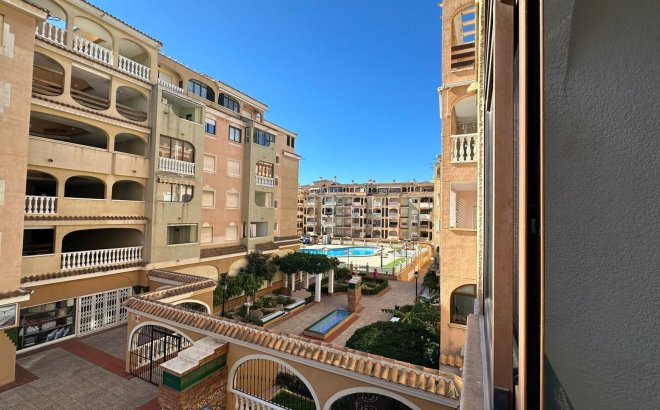 Apartment - Resale - Torrevieja - Centro
