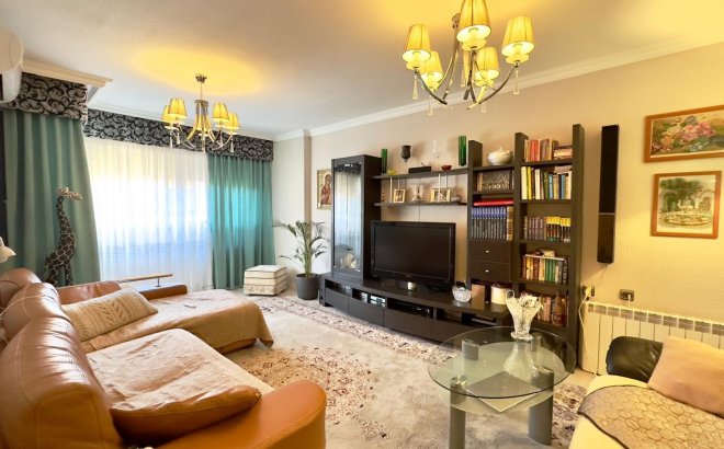 Apartment - Resale - Torrevieja - Centro