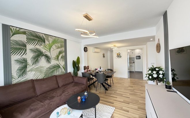Apartment - Resale - Torrevieja - Centro