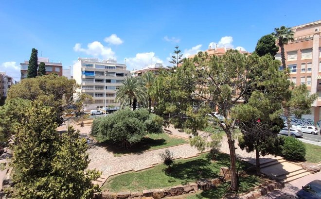 Apartment - Resale - Torrevieja - Centro