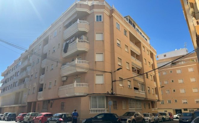 Apartment - Resale - Torrevieja - Centro