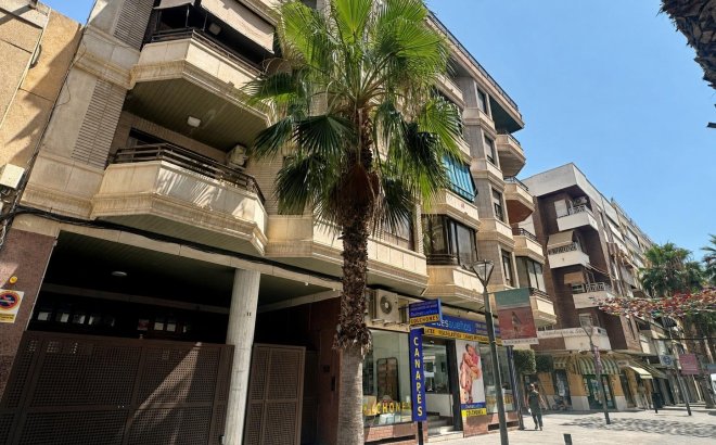 Apartment - Resale - Torrevieja - Centro