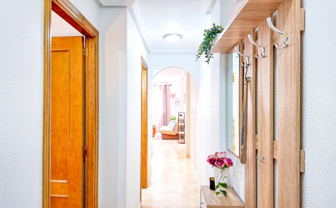 Apartment - Resale - Torrevieja - Costa Blanca