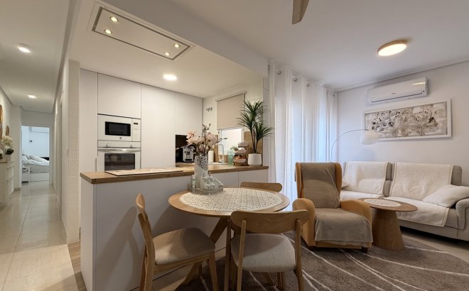 Apartment - Resale - Torrevieja - Costa Blanca