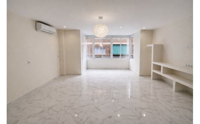 Apartment - Resale - Torrevieja - Costa Blanca