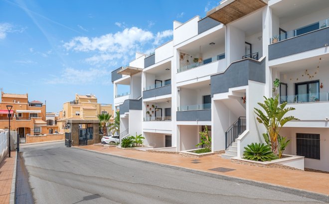 Apartment - Resale - Torrevieja - Costa Blanca