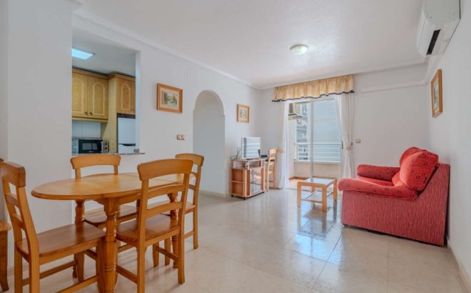 Apartment - Resale - Torrevieja - Costa Blanca