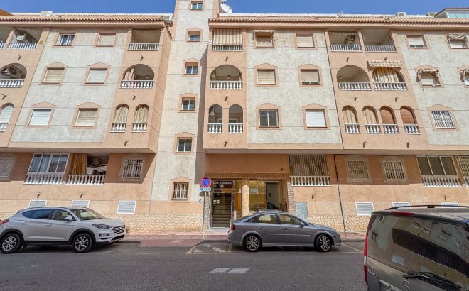 Apartment - Resale - Torrevieja - Costa Blanca