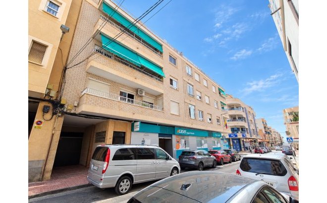 Apartment - Resale - Torrevieja - Costa Blanca