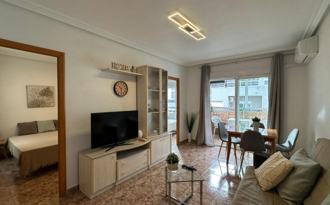 Apartment - Resale - Torrevieja - Estacion De Autobuses