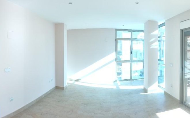 Apartment - Resale - Torrevieja - Estacion De Autobuses