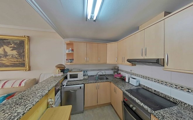 Apartment - Resale - Torrevieja - Estacion De Autobuses