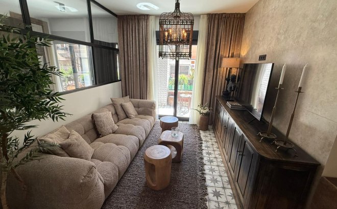 Apartment - Resale - Torrevieja - Estacion De Autobuses