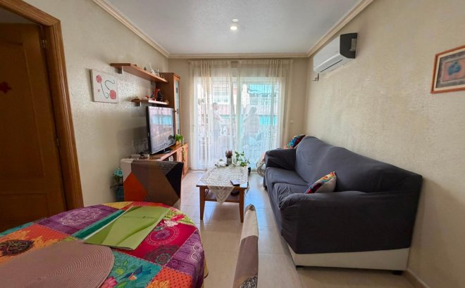 Apartment - Resale - Torrevieja - Estacion De Autobuses