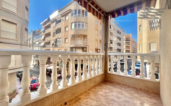 Apartment - Resale - Torrevieja - Habaneras