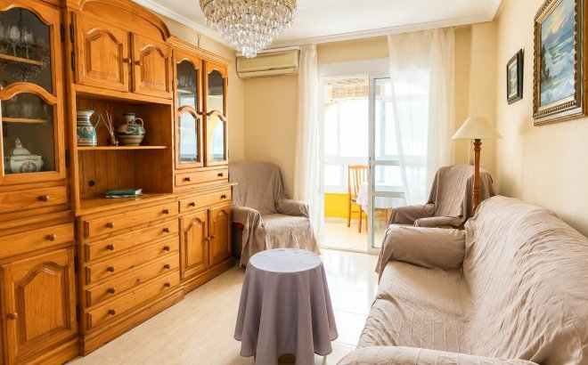 Apartment - Resale - Torrevieja - Habaneras