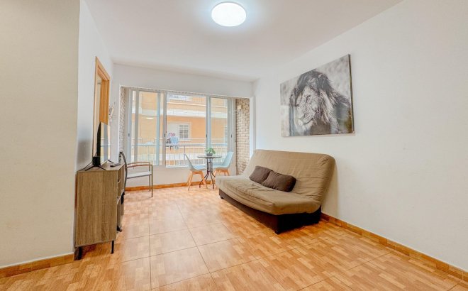 Apartment - Resale - Torrevieja - La Mata Pueblo