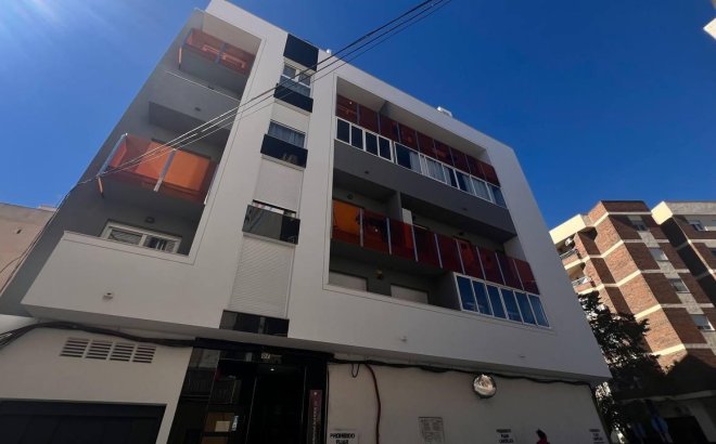 Apartment - Resale - Torrevieja - PARQUE DE LAS NACIONES