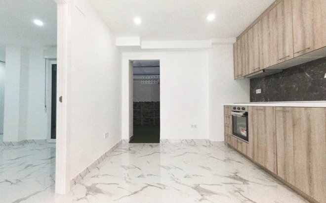 Apartment - Resale - Torrevieja - Playa De Los Naufragos