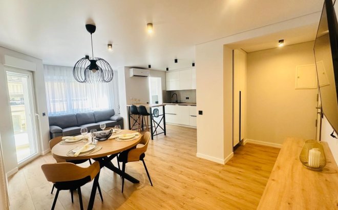 Apartment - Resale - Torrevieja - Playa del Cura