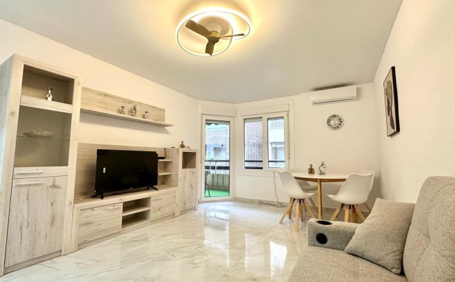 Apartment - Resale - Torrevieja - Playa del Cura