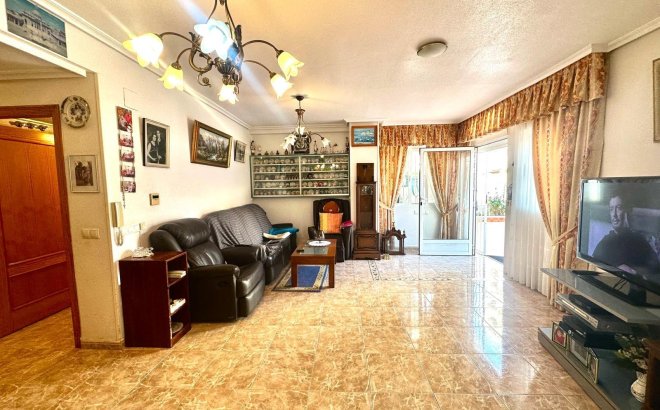 Apartment - Resale - Torrevieja - Playa del Cura