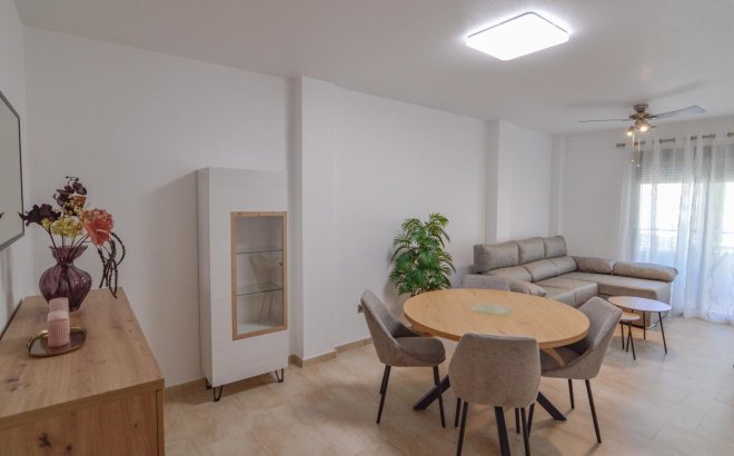 Apartment - Resale - Torrevieja - Playa del Cura