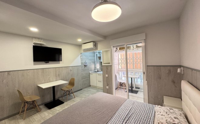Apartment - Resale - Torrevieja - Playa del Cura