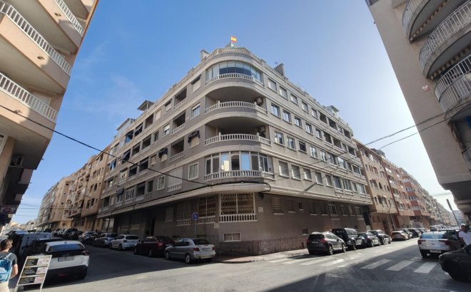 Apartment - Resale - Torrevieja - Playa del Cura