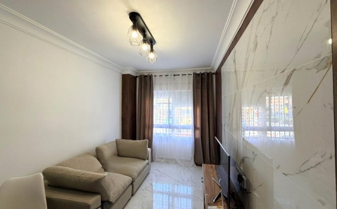 Apartment - Resale - Torrevieja - Torrevieja