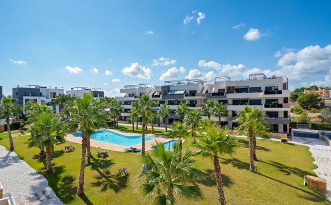 Apartment - Resale - Villamartin - Costa Blanca