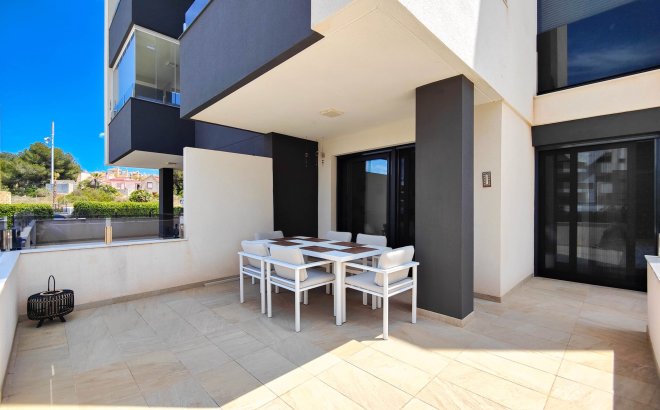 Appartement - Herverkoop - Orihuela Costa - Costa Blanca