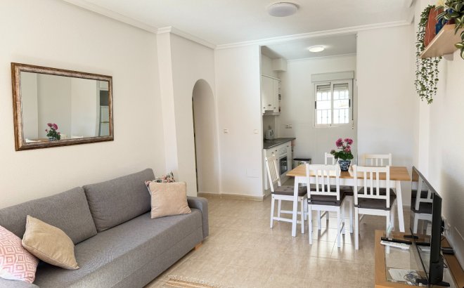 Appartement - Herverkoop - Orihuela Costa - Costa Blanca