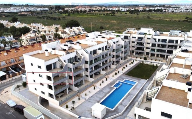 Appartement - Herverkoop - Orihuela Costa - Costa Blanca