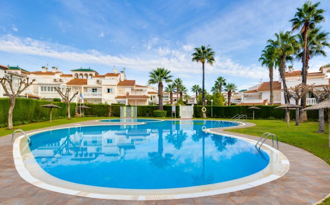 Appartement - Herverkoop - Orihuela Costa - Costa Blanca