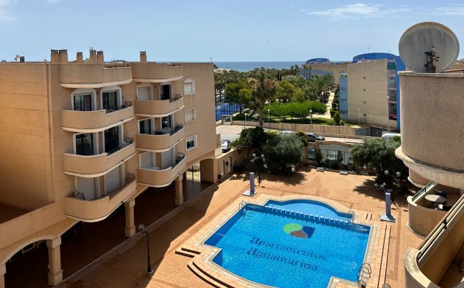 Appartement - Herverkoop - Orihuela Costa - Costa Blanca