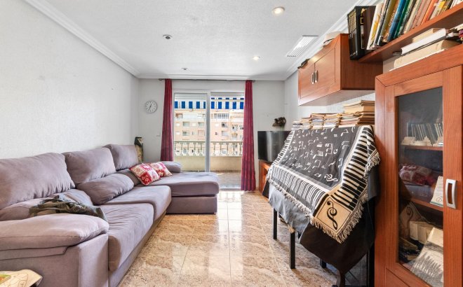 Appartement - Herverkoop - Torrevieja - Centro