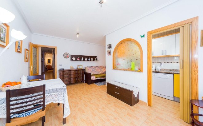 Appartement - Herverkoop - Torrevieja - Centro