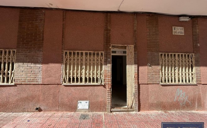 Appartement - Herverkoop - Torrevieja - Centro