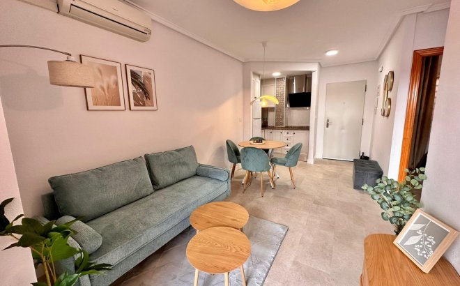 Appartement - Herverkoop - Torrevieja - Centro