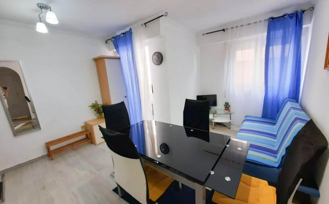 Appartement - Herverkoop - Torrevieja - Centro