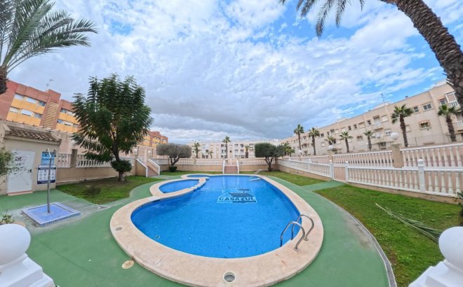 Appartement - Herverkoop - Torrevieja - Centro