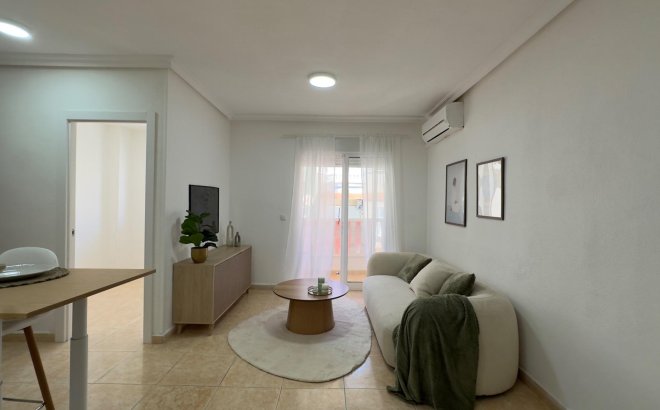 Appartement - Herverkoop - Torrevieja - Centro