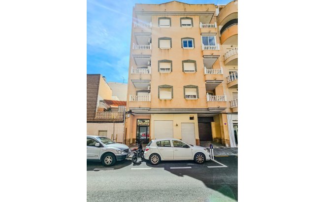 Appartement - Herverkoop - Torrevieja - Costa Blanca