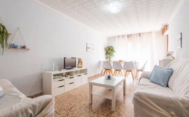 Appartement - Herverkoop - Torrevieja -
                Costa Blanca