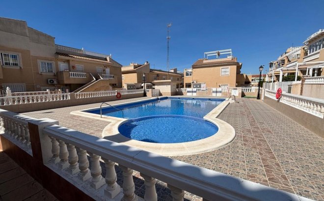 Appartement - Herverkoop - Torrevieja -
                Costa Blanca