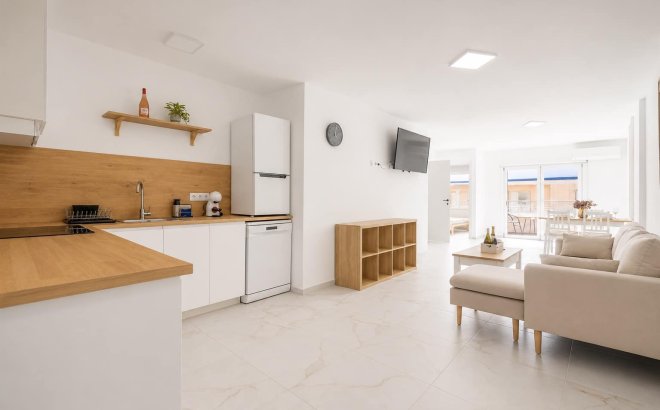Appartement - Herverkoop - Torrevieja -
                Costa Blanca