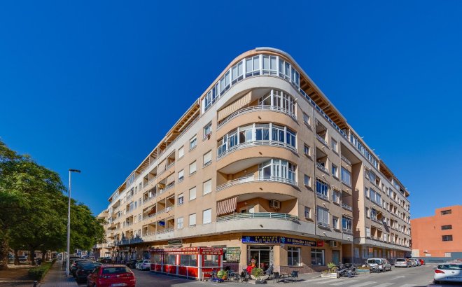 Appartement - Herverkoop - Torrevieja - Estacion De Autobuses